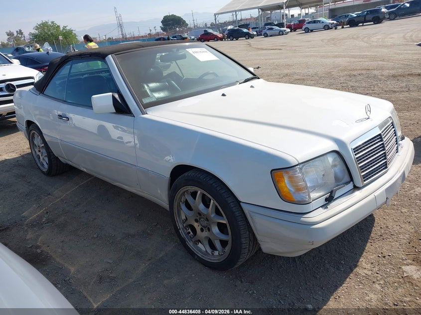 1995 Mercedes-Benz E 320