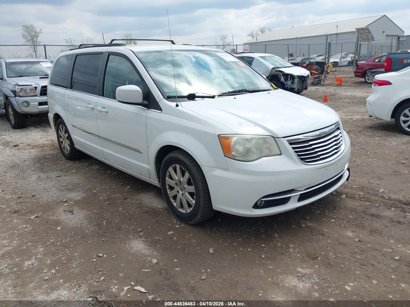 2014 Chrysler Town & Country Touring