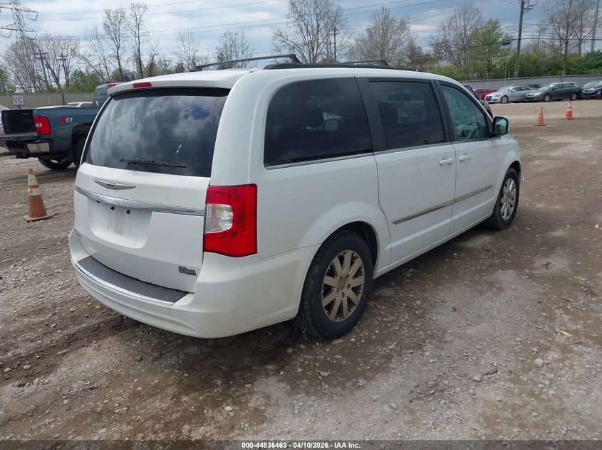 2014 Chrysler Town & Country Touring