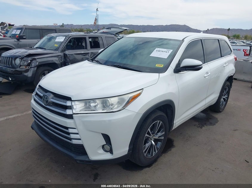 2017 Toyota Highlander Le Plus