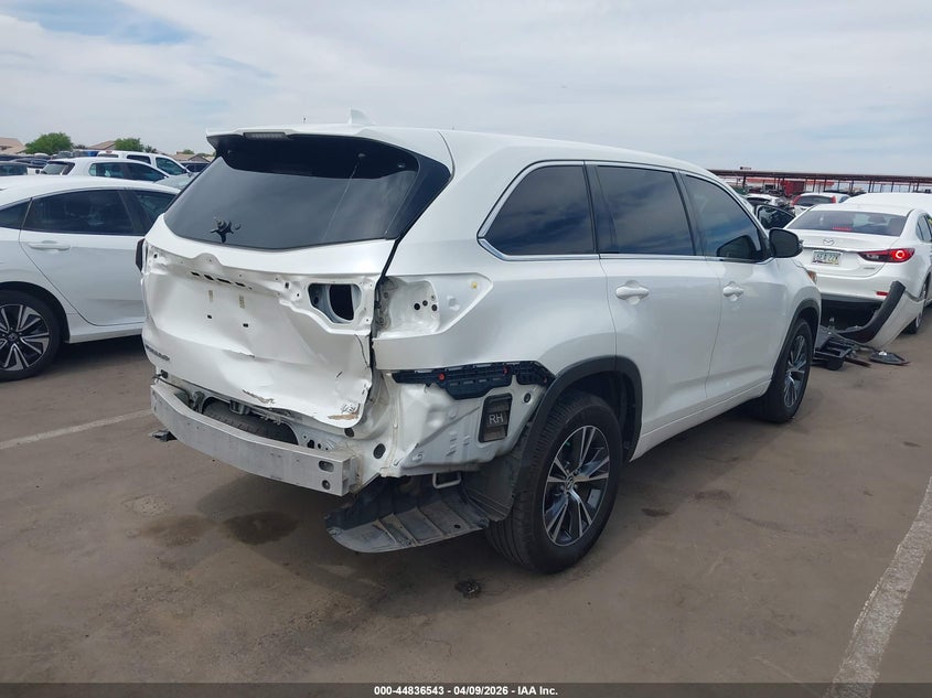 2017 Toyota Highlander Le Plus