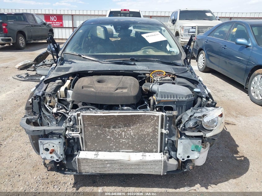 2016 Volvo S60 T5 Drive-E Premier VIN: YV126MFK7G2407992 Lot: 44836616
