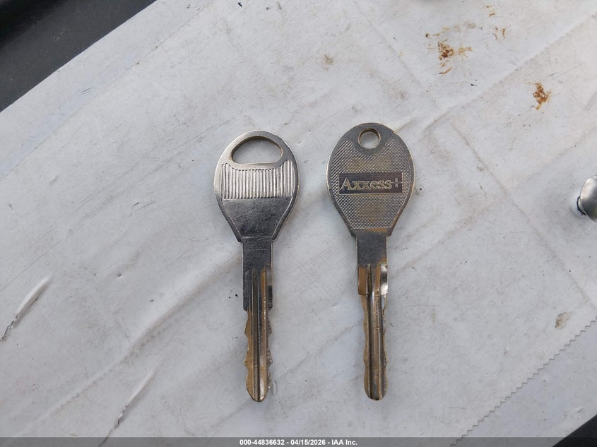 1998 Nissan Pathfinder Le/Se/Xe VIN: JN8AR05Y2WW254229 Lot: 44836632