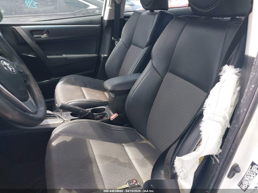 5YFBURHEXGP388713 2016 Toyota Corolla 1.8 S Plus White