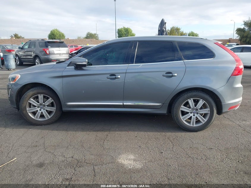 2017 Volvo Xc60 T5 Inscription VIN: YV440MDU4H2041282 Lot: 44836675