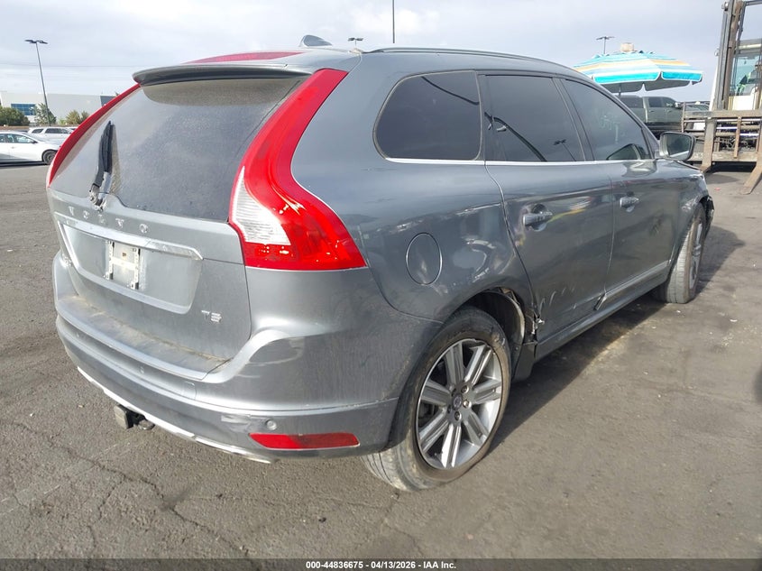 2017 Volvo Xc60 2.0 T5 Inscription Silver Lot 111044836675 Vin YV440MDU4H2041282