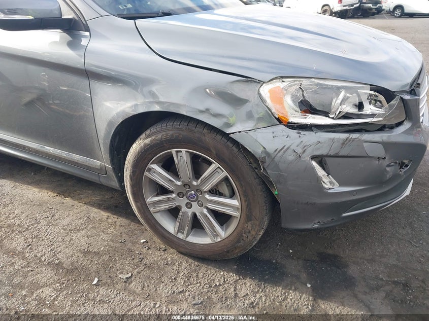 2017 Volvo Xc60 T5 Inscription VIN: YV440MDU4H2041282 Lot: 44836675