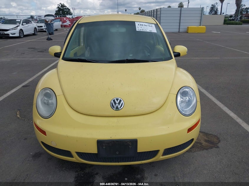 2009 Volkswagen New Beetle 2.5L VIN: 3VWPG31C59M500375 Lot: 44836761