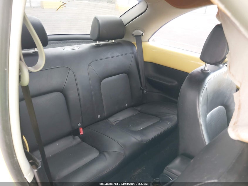 2009 Volkswagen New Beetle 2.5L VIN: 3VWPG31C59M500375 Lot: 44836761