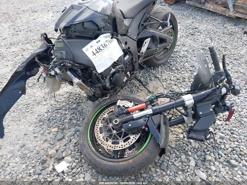 2021 KAWASAKI ZX1002 auction photo 5
