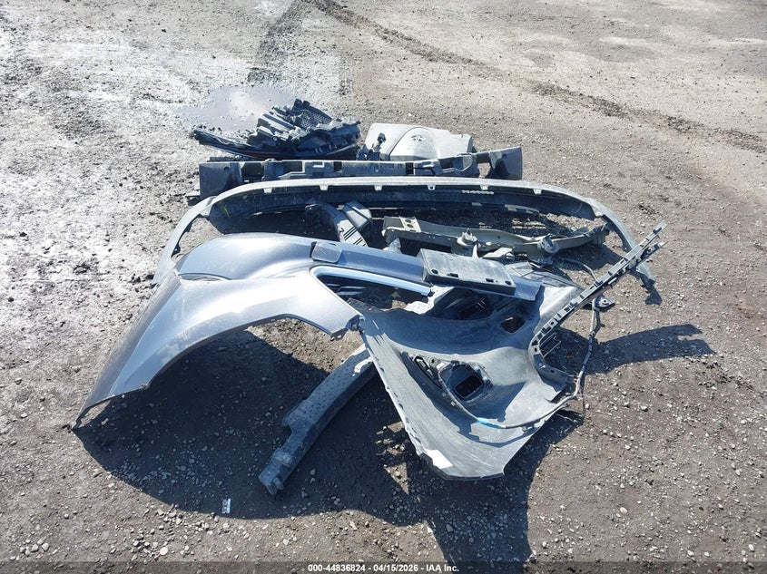 2022 Toyota Highlander Le VIN: 5TDBZRBH0NS163175 Lot: 44836824