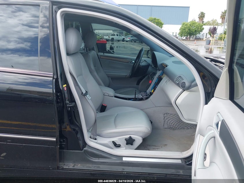 2004 Mercedes-Benz C 230 Kompressor Sport/Sport VIN: WDBRF40J54F544663 Lot: 44836829