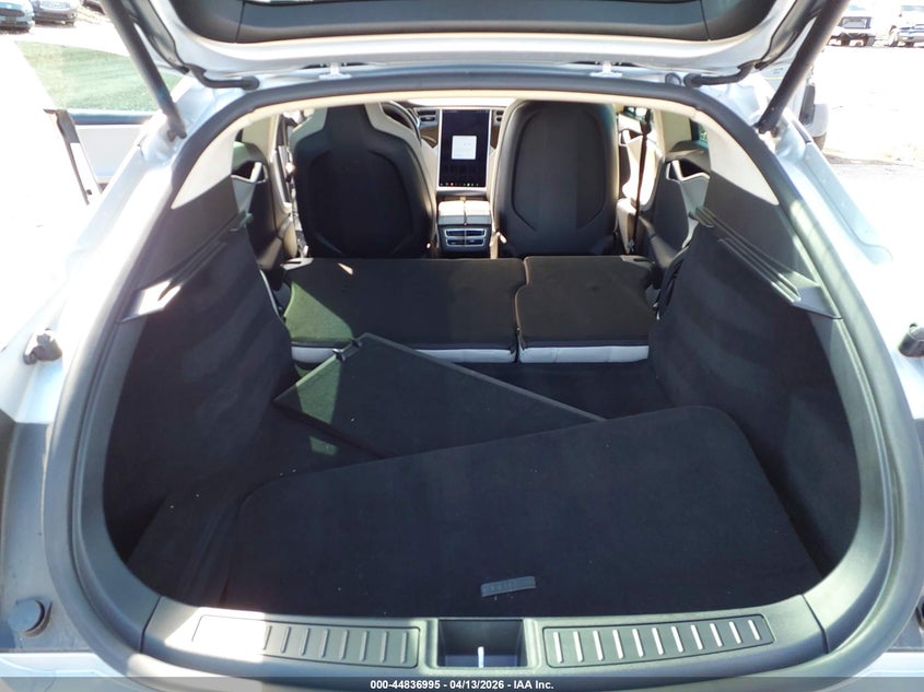 2013 Tesla Model S Performance VIN: 5YJSA1DP8DFP05798 Lot: 44836995