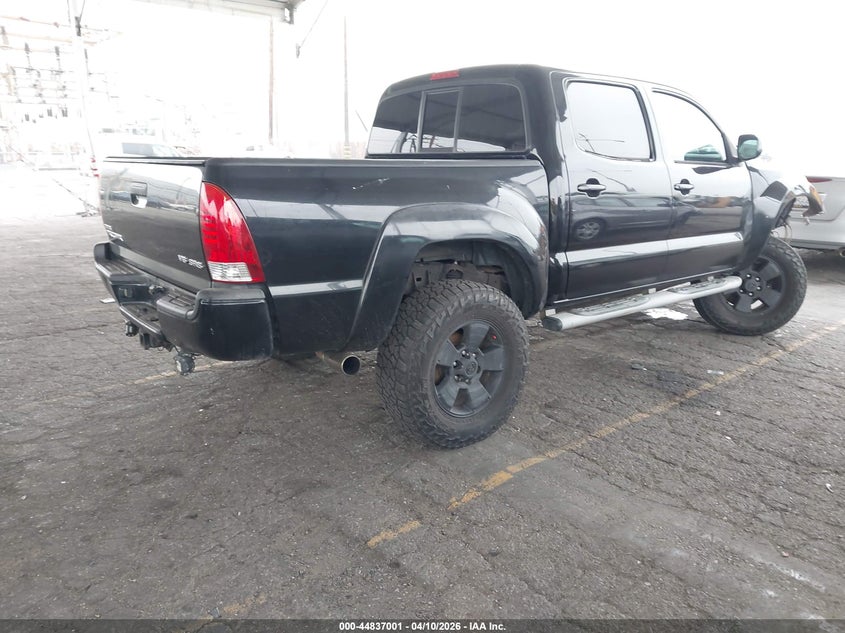 2005 Toyota Tacoma Base V6