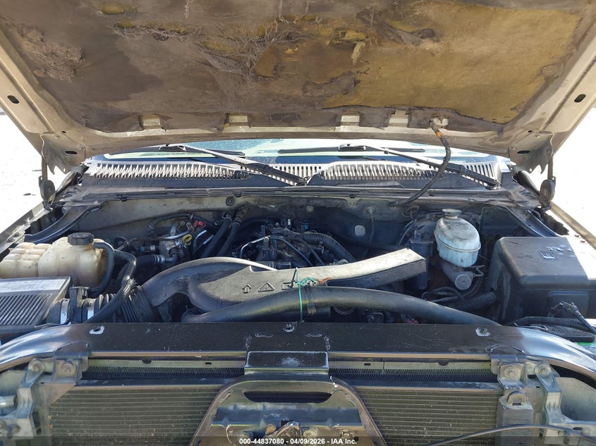 2003 Chevrolet Suburban 1500 Ls VIN: 1GNEC16Z23J232436 Lot: 44837080