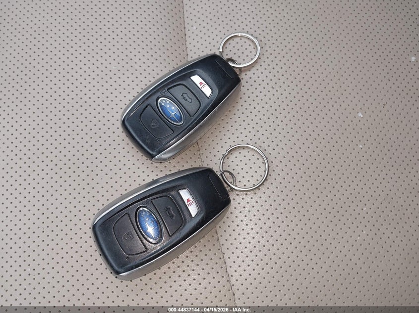 2016 Subaru Outback 2.5I Limited VIN: 4S4BSANC5G3348456 Lot: 44837144