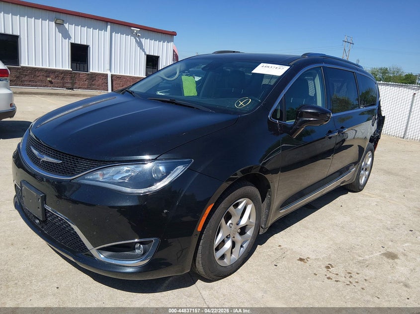 2019 Chrysler Pacifica Touring L Plus 2C4RC1EG9KR509541 photo 1
