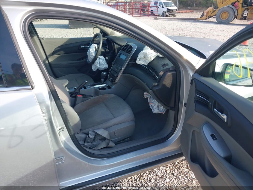 2015 CHEVROLET MALIBU auction photo 5