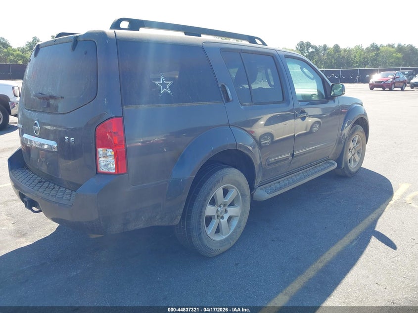2010 Nissan Pathfinder Se