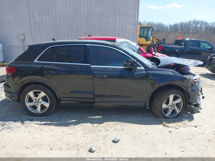 2021 Audi Q3 Premium 40 Tfsi Quattro Tiptronic VIN: WA1AUCF36M1098117 Lot: 44837328