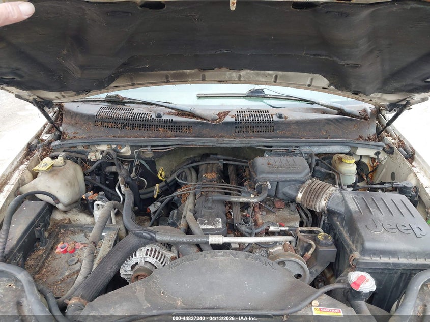 2002 Jeep Grand Cherokee Laredo VIN: 1J4GW48S12C117592 Lot: 44837340