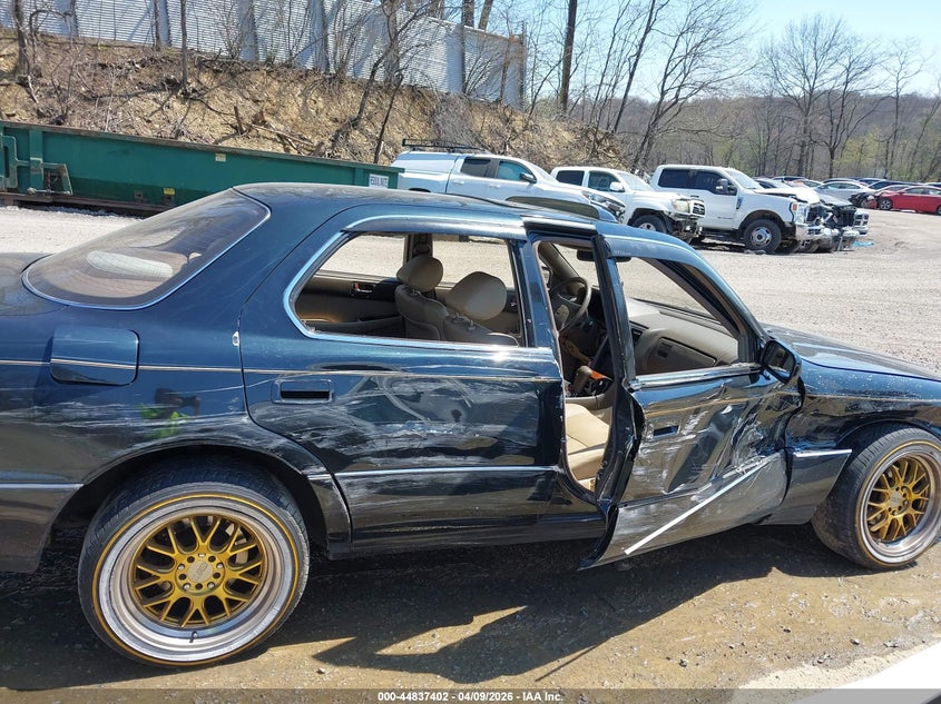 1991 Lexus Ls 400 VIN: JT8UF11E5M0086698 Lot: 44837402