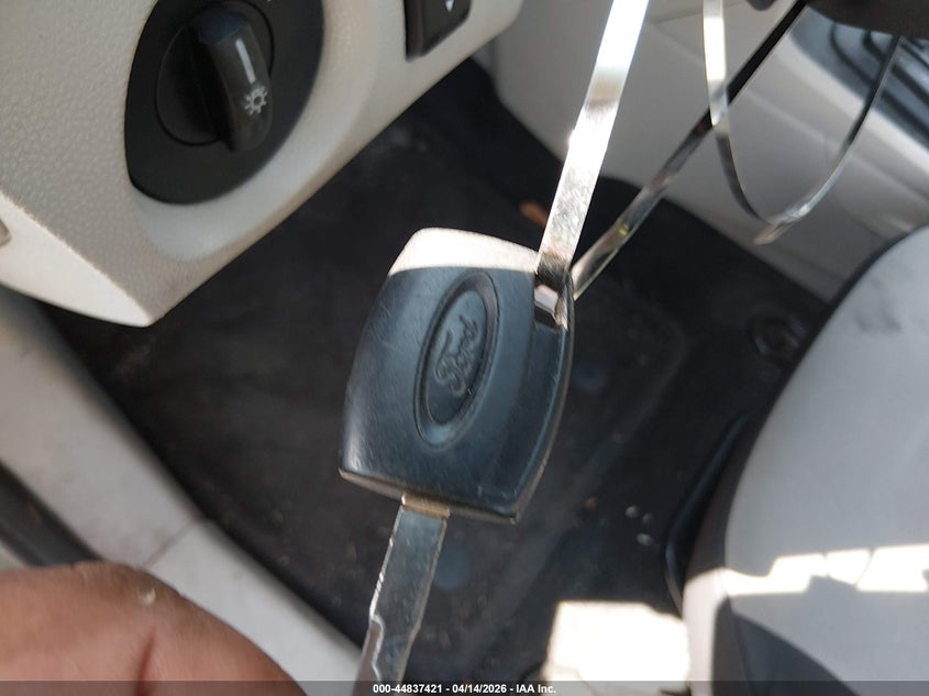 2011 Ford Fiesta S VIN: 3FADP4AJ2BM170359 Lot: 44837421