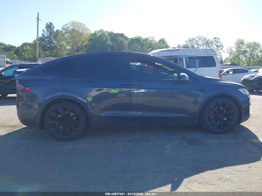 2018 Tesla Model X 100D/75D/P100D VIN: 5YJXCAE41JF126104 Lot: 44837431