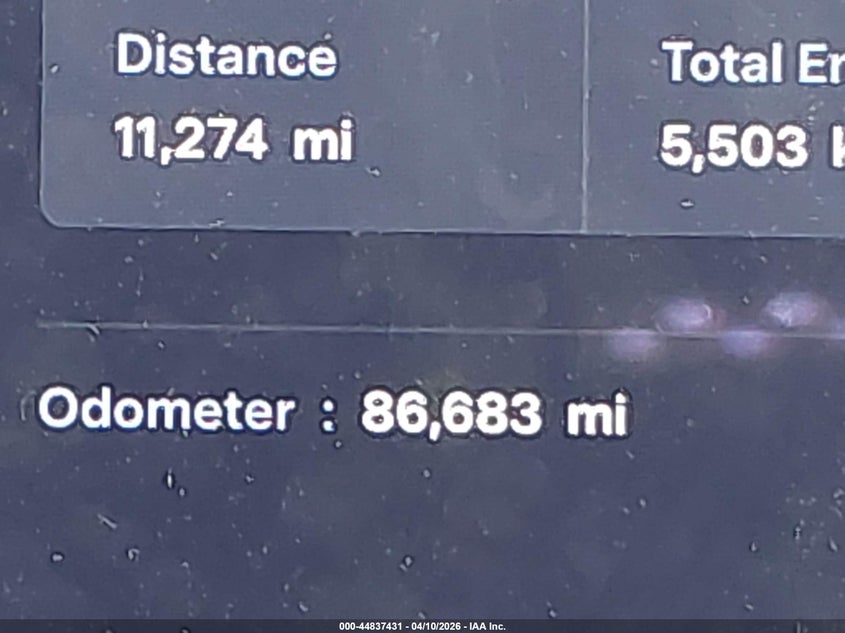 2018 Tesla Model X 100D/75D/P100D VIN: 5YJXCAE41JF126104 Lot: 44837431