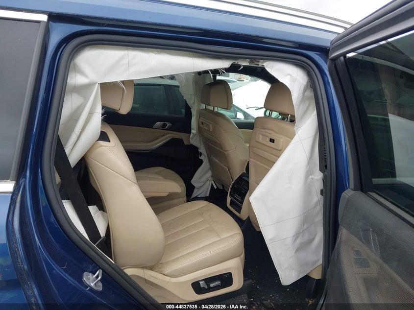 2021 BMW X7 xDrive40I VIN: 5UXCW2C01M9D85879 Lot: 44837535