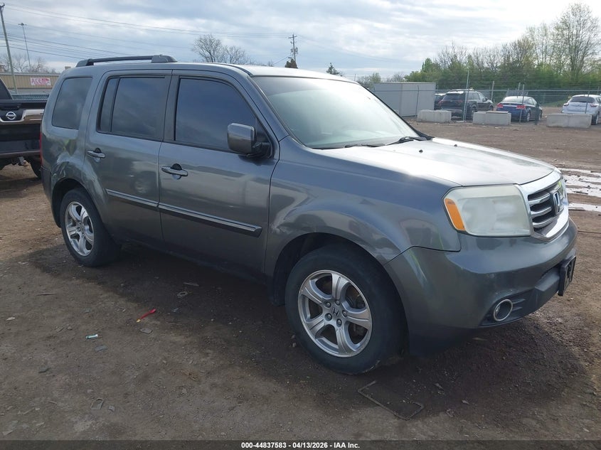 HONDA PILOT 2013. Lot# 44837583. VIN 5FNYF4H54DB002205. Photo 1