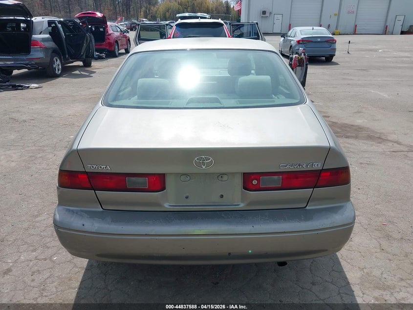 1999 Toyota Camry Ce VIN: 4T1BG22K8XU477353 Lot: 44837588