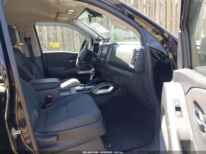 2022 Nissan Frontier Sv 4X4