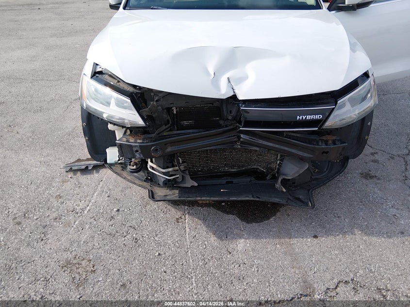 2014 VOLKSWAGEN JETTA HYBRID auction photo 6