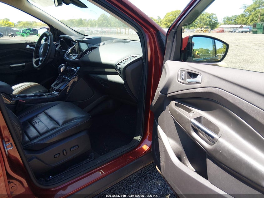 2016 Ford Escape 2.0 Titanium orange Lot 111044837619 Vin 1FMCU9J91GUA51024