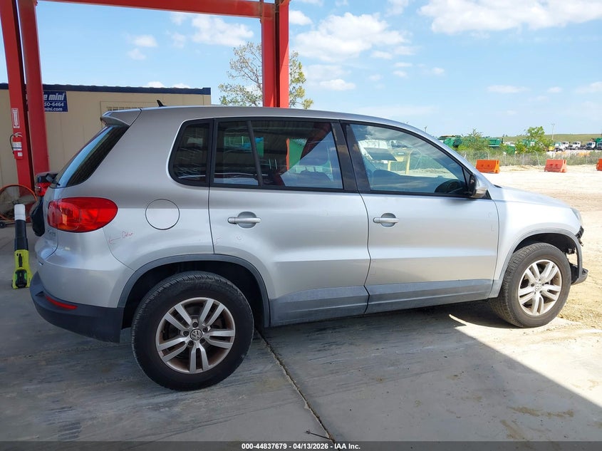 2013 Volkswagen Tiguan S VIN: WVGAV3AX0DW567066 Lot: 44837679