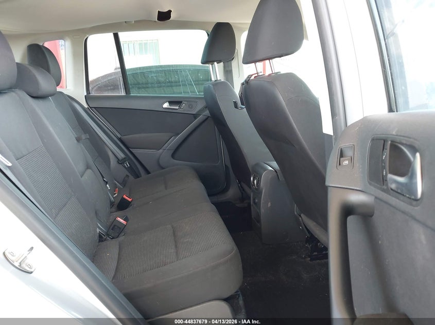 2013 Volkswagen Tiguan S VIN: WVGAV3AX0DW567066 Lot: 44837679