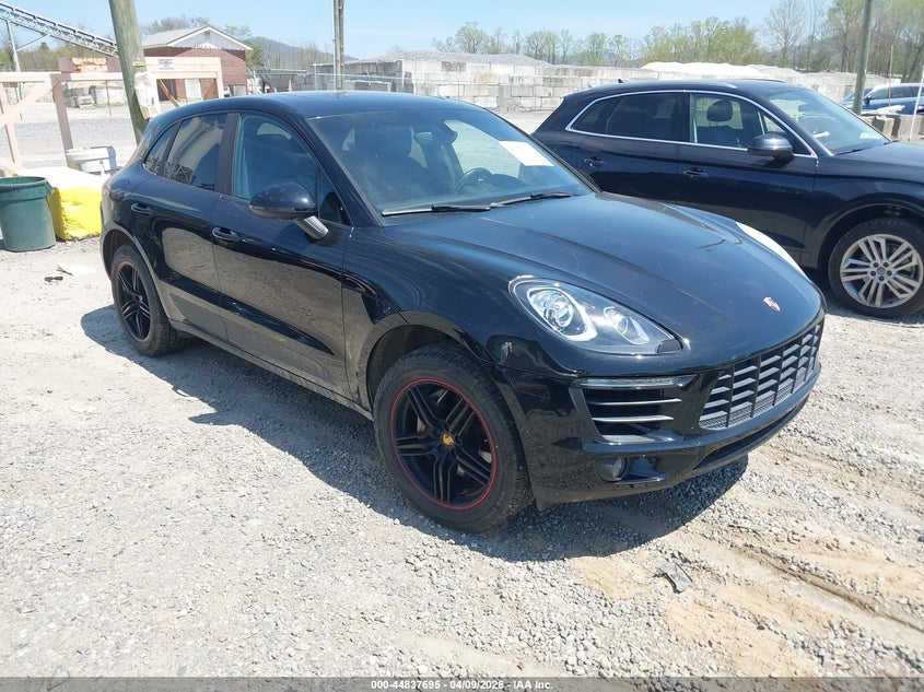 2015 Porsche Macan S