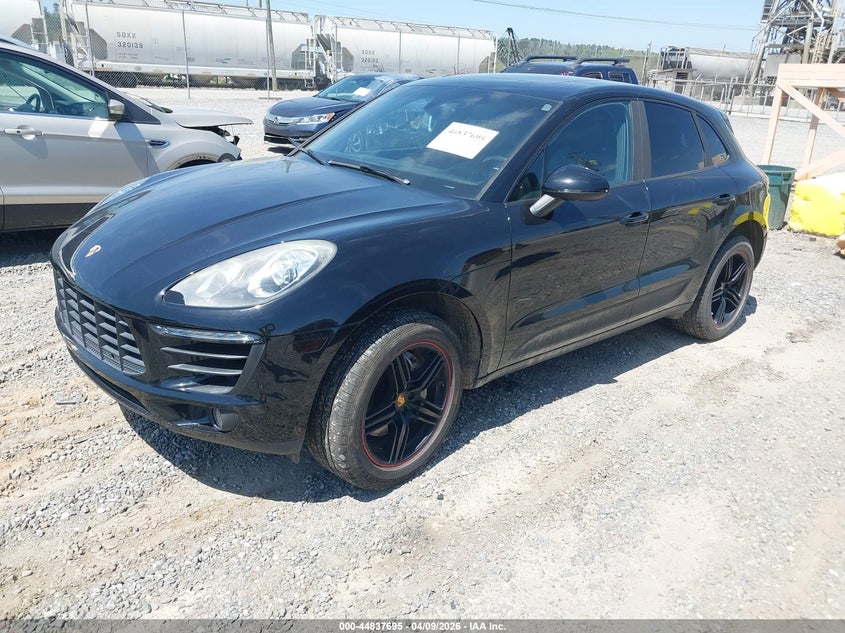 2015 Porsche Macan S