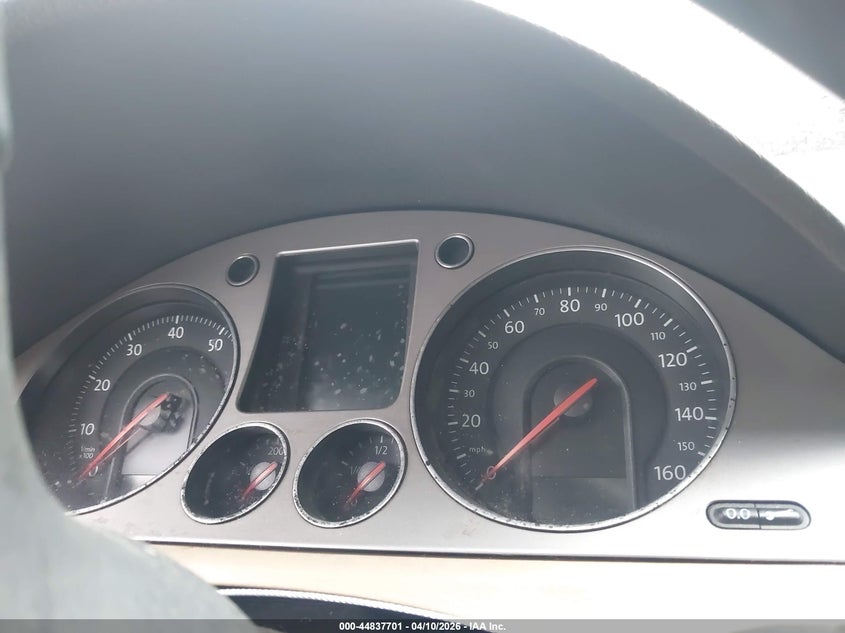 2008 Volkswagen Passat Komfort VIN: WVWLK73C48E033667 Lot: 44837701