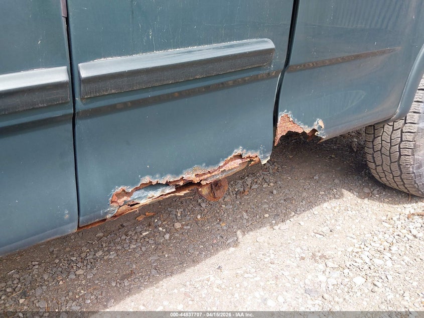 2001 Ford F-150 Lariat/Xl/Xlt VIN: 1FTRX18L71NA96351 Lot: 44837707