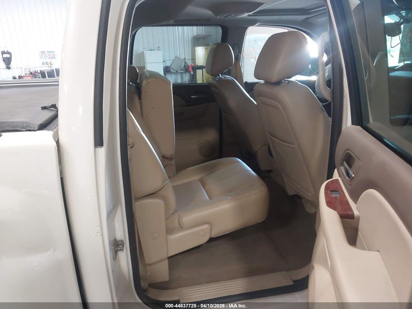 2012 Chevrolet Silverado 5.3 1500 Ltz cream Lot 111044837725 Vin 3GCPKTE72CG107602