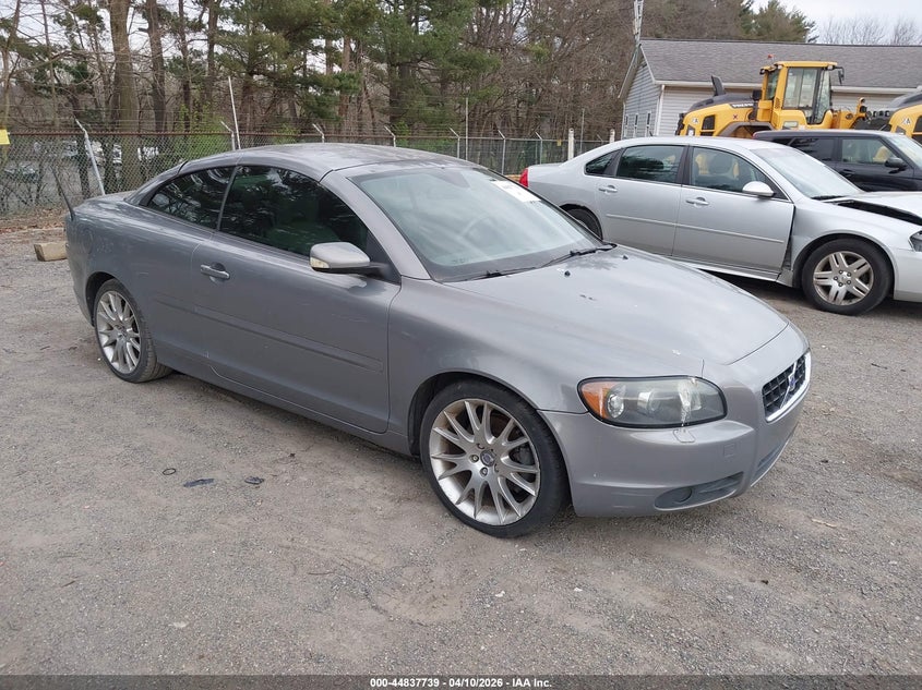 2007 Volvo C70 T5