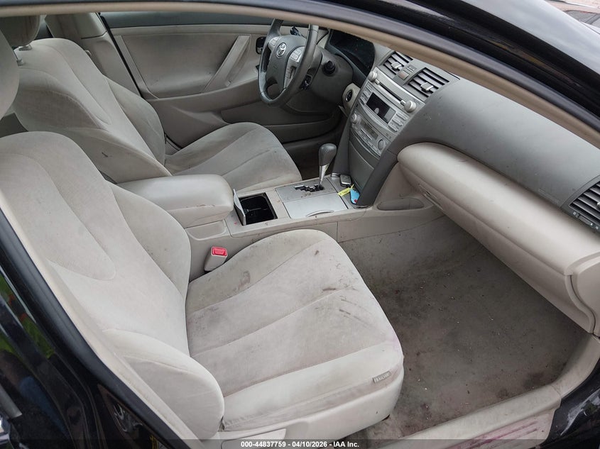 2010 Toyota Camry Hybrid