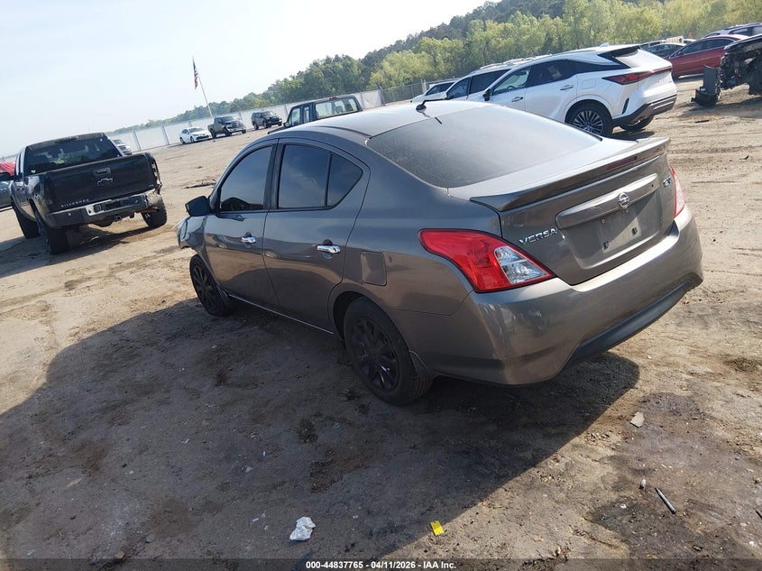 2016 Nissan Versa 1.6 Sv