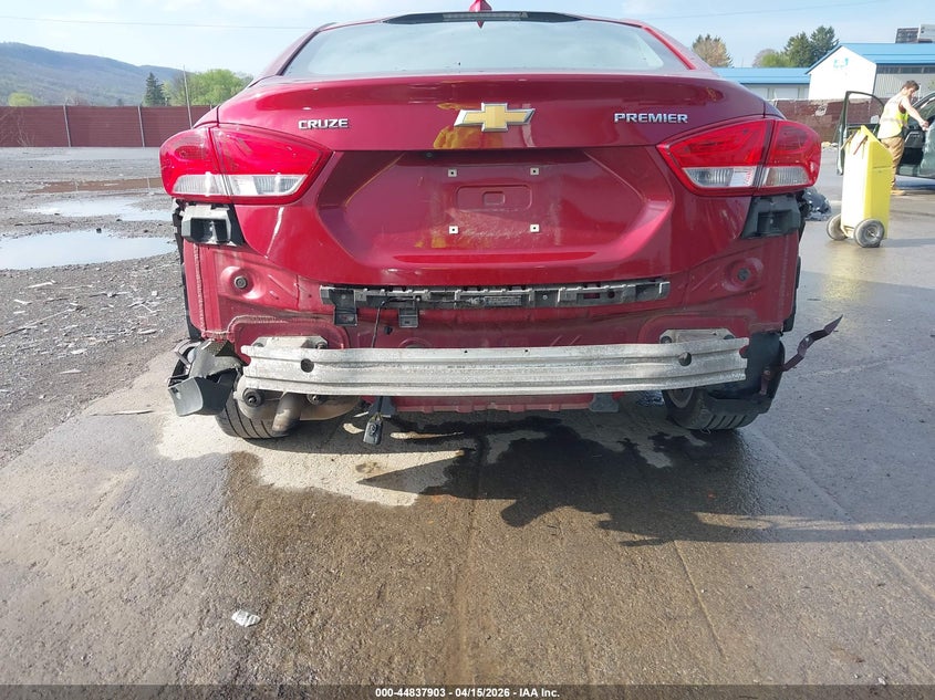 2019 Chevrolet Cruze Premier VIN: 1G1BF5SM1K7122180 Lot: 44837903