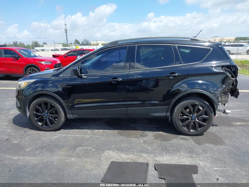 2018 Ford Escape 1.5 Se black Lot 111044837904 Vin 1FMCU0GD9JUB04633