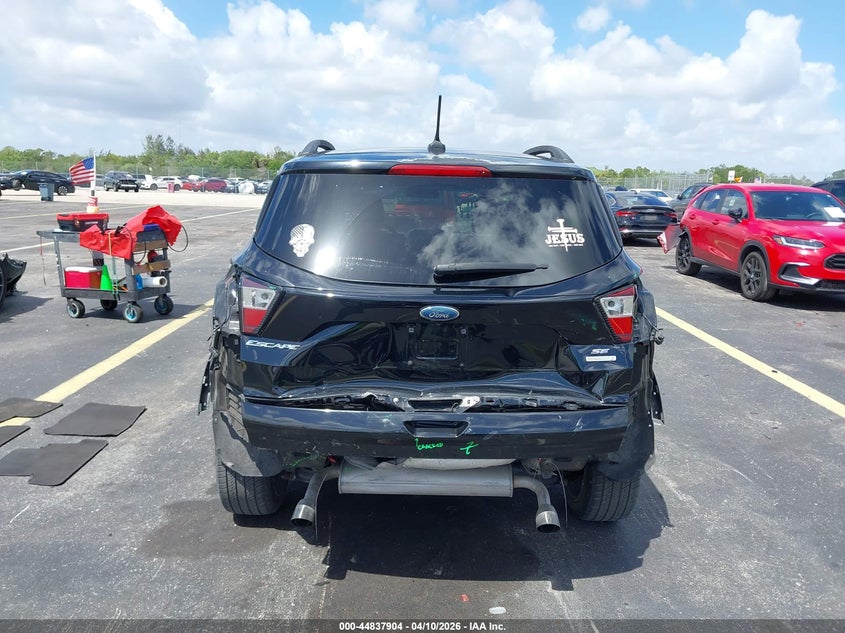2018 Ford Escape 1.5 Se black Lot 111044837904 Vin 1FMCU0GD9JUB04633