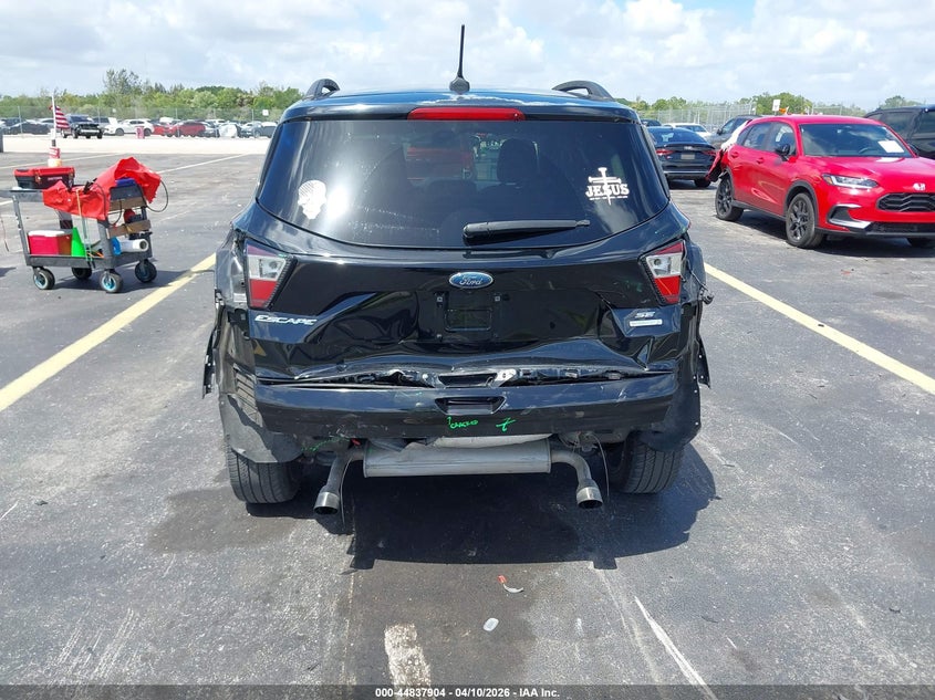 2018 Ford Escape 1.5 Se black Lot 111044837904 Vin 1FMCU0GD9JUB04633