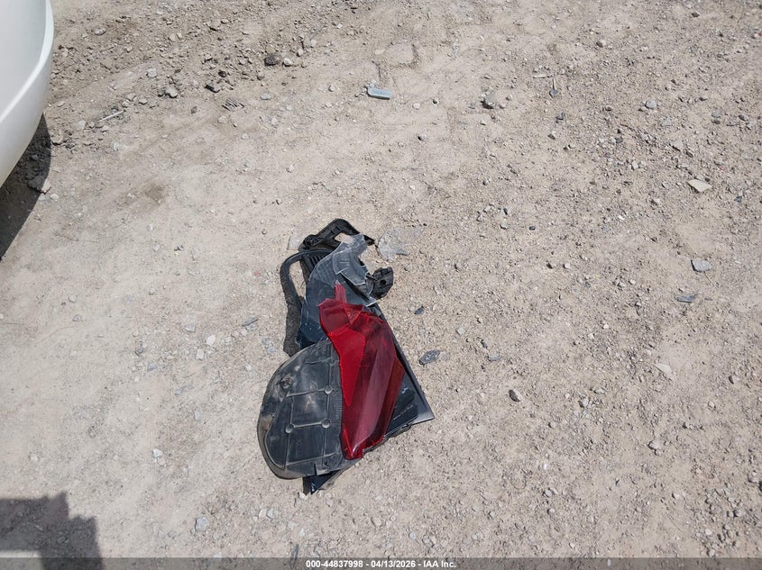 2014 Volkswagen Beetle 1.8T VIN: 3VWJ17AT1EM654574 Lot: 44837998